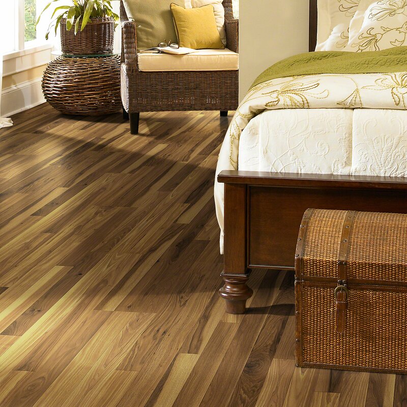 Best Laminate Flooring - Pros 